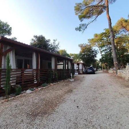 Mobile Home Cube, 3 Bedrooms, Free Parking, Wifi Biograd Na Moru Exterior photo